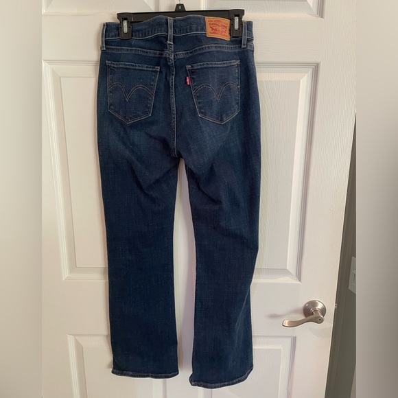 Levi’s curvy bootcut, size 29, inseam 29inches. - Picture 2 of 3